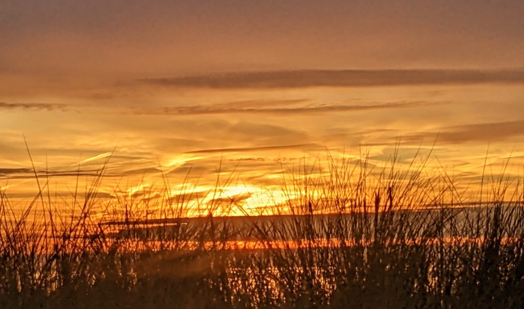 Sonnenuntergang mit Blick auf die Ostsee